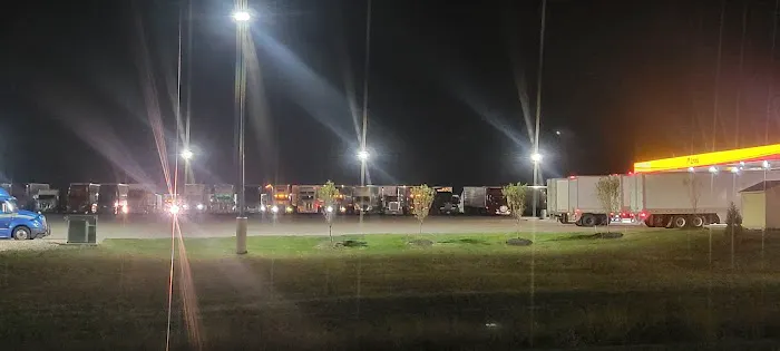 Love's RV Hookup Picture 9