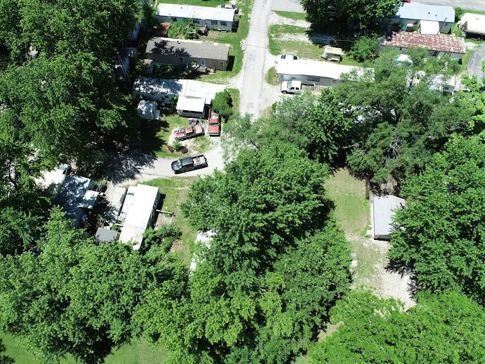 Cook's Mobile Home Park Picture 6