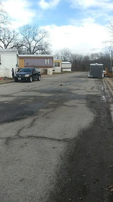 Colonial Village Picture 1