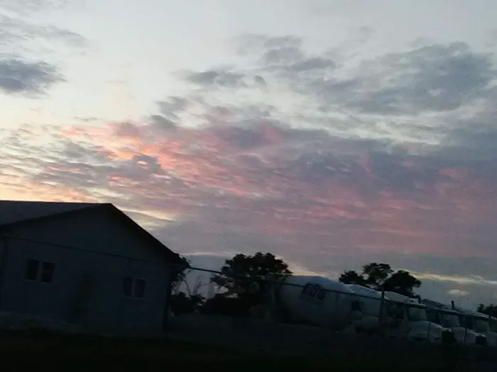 Green Hills Mobile Home Park Picture 5