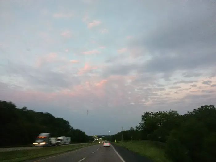 Green Hills Mobile Home Park Picture 6