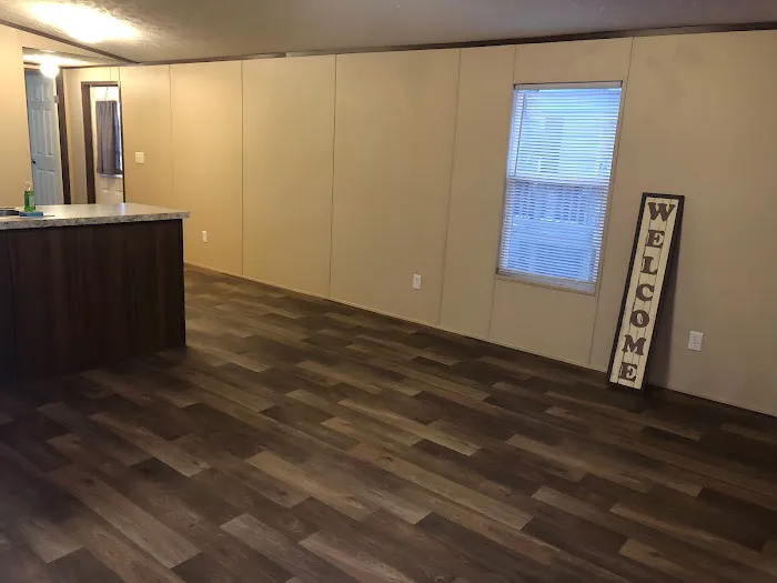 Park Village Mobile Home Park Picture 4