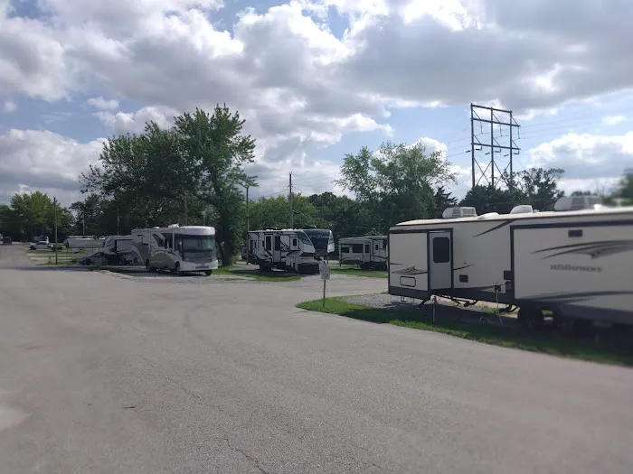 Pine Grove Homes & RV Community Picture 10