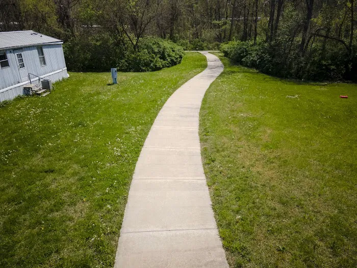 Richland Heights Mobile Home Park North Picture 5