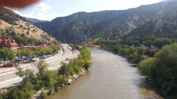 Richland Heights Mobile Home Park Picture 1