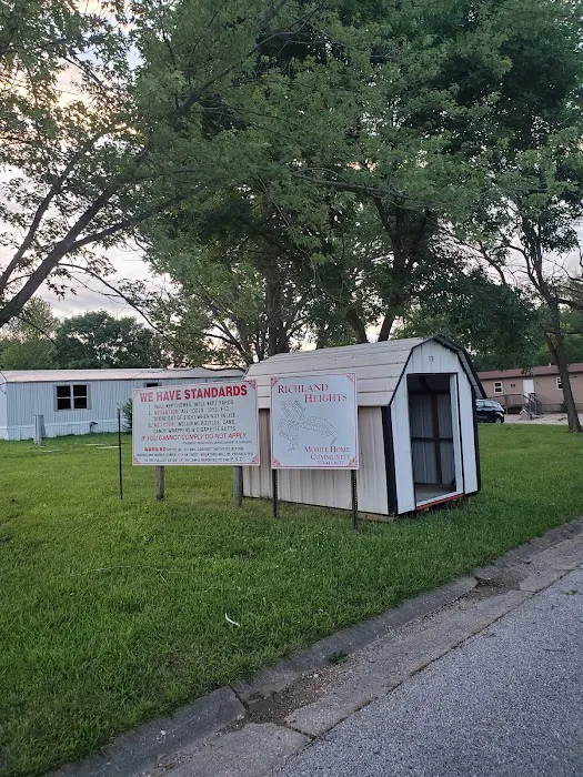 Richland Heights Mobile Home Park Picture 9