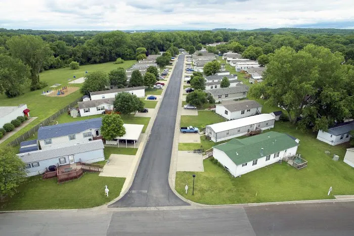 Edwardsville Manufactured Home Community Picture 2