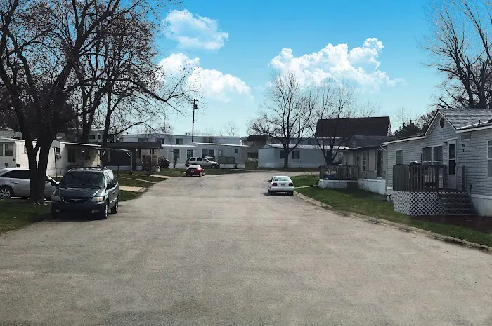 Blue Ridge Mobile Home Community Picture 2