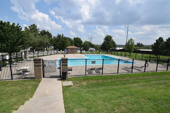 River Oaks Manufactured Home Community Picture 10