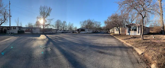 Royal Estates Mobile Home Park Picture 1