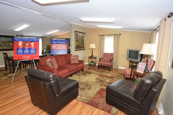 Mallard Lake Manufactured Home Community Picture 8