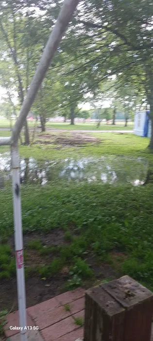 University Flats Mobile Home Park Picture 5