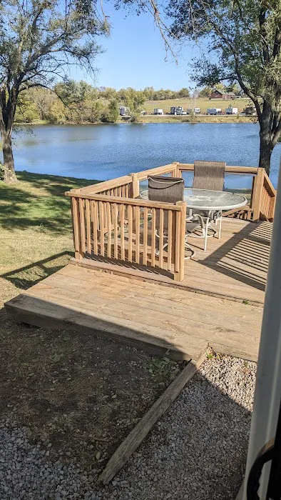 Suncatcher Lake RV Park Picture 9