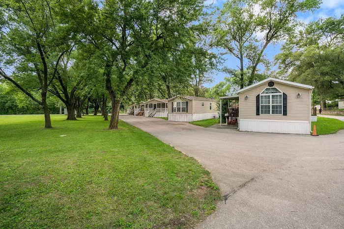 Green Hills Manufactured Home Picture 3