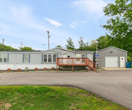 Lake Suzanne MH Park