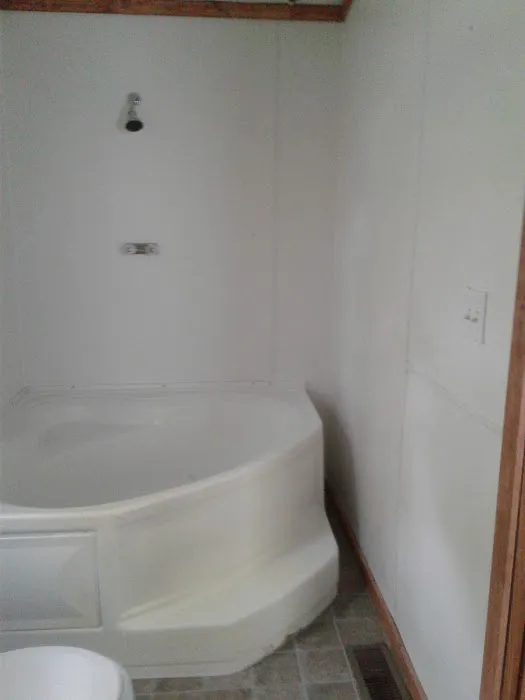 Mascoutah Manor Picture 7