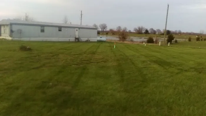 Hatton Hills Mobile Home Park Picture 4