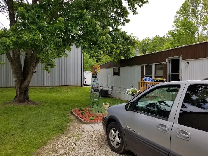 Apache Manor Mobile Home Park Picture 8