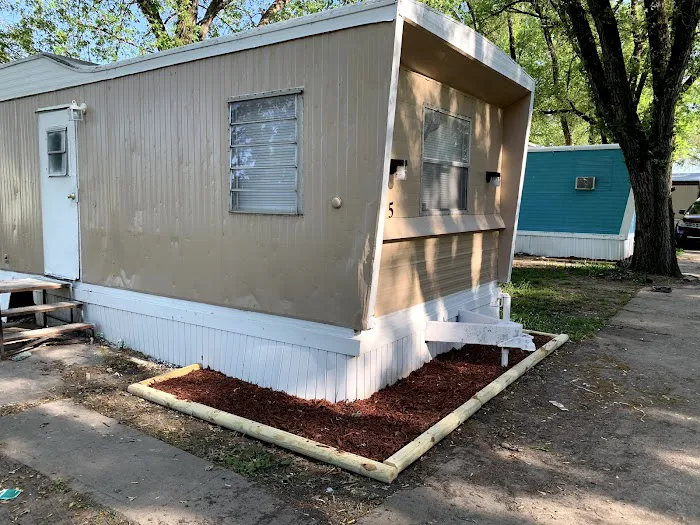 Caravan Community Mobile Home Park Picture 3