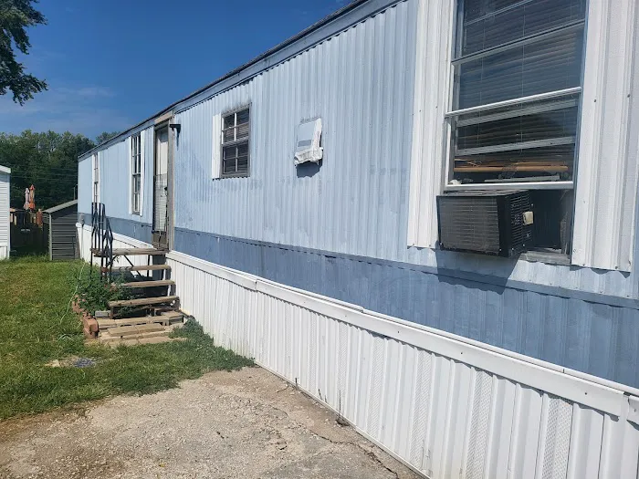 Ferrelwoods Mobile Home Park Picture 10