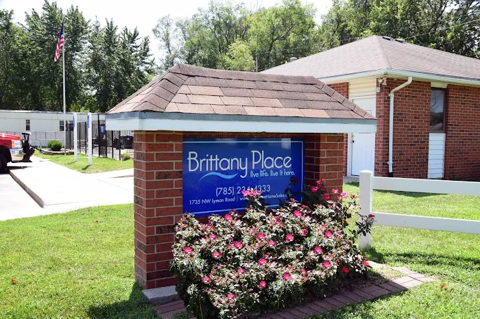 Brittany Place Manufactured Home Community Picture 3