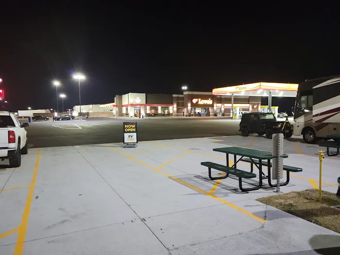 Love's RV Hookup Picture 1