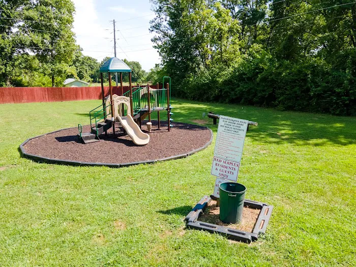 Red Maples Homes & RV Community Picture 3