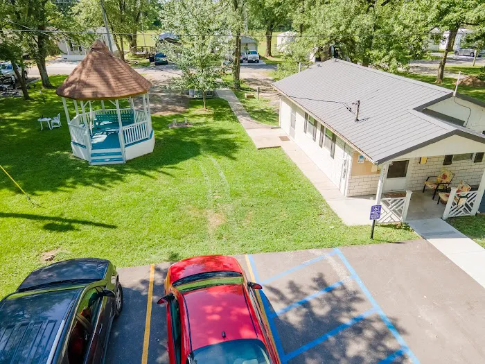 Red Maples Homes & RV Community Picture 6