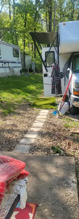 Whitton Heights Mobile Home and RV Park Picture 4