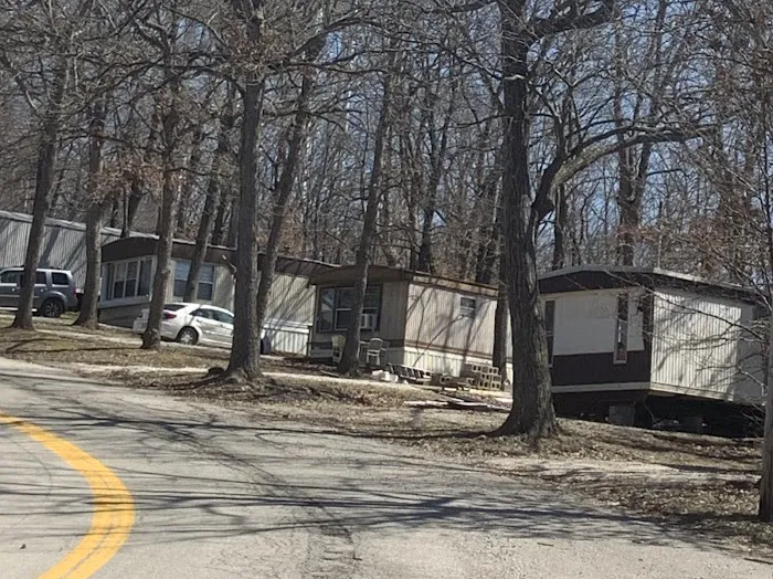 Whitton Heights Mobile Home and RV Park Picture 3