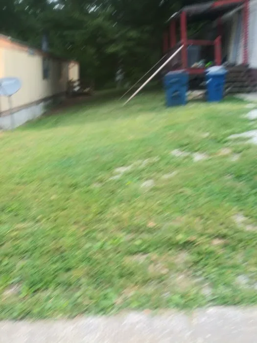 Whitton Heights Mobile Home and RV Park Picture 9