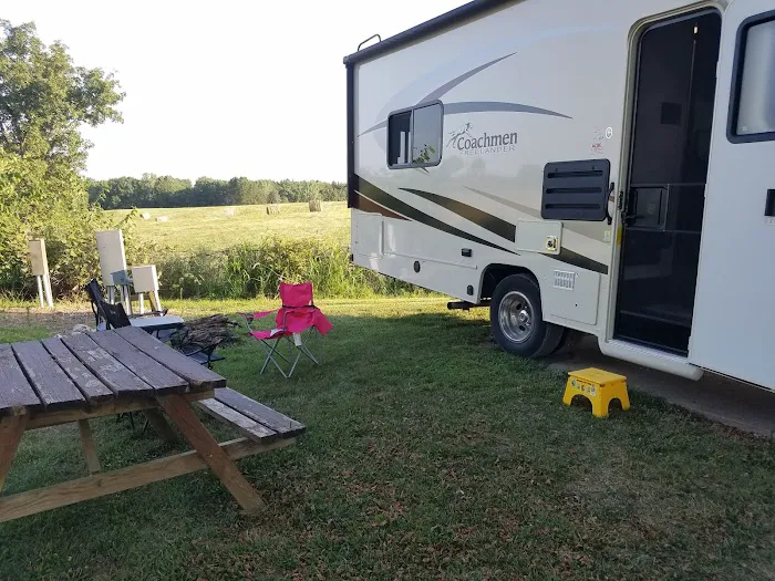 Stoutsville Resort Picture 2