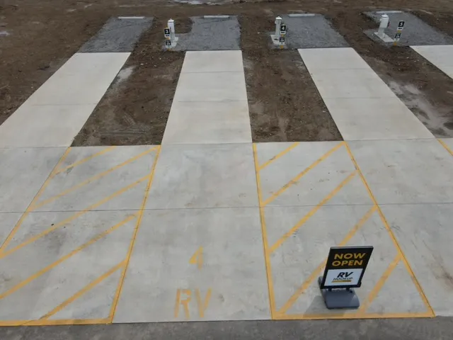 Love's RV Hookup Picture 2