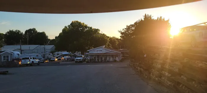 Beacon RV Park Picture 4