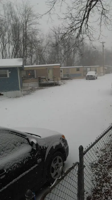 Neighbors Of The Meadows Picture 7