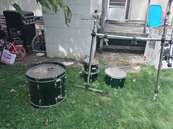 Neighbors Of The Meadows Picture 10