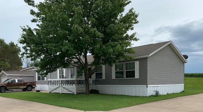 Paradise Lane Mobile Home Park Picture 3