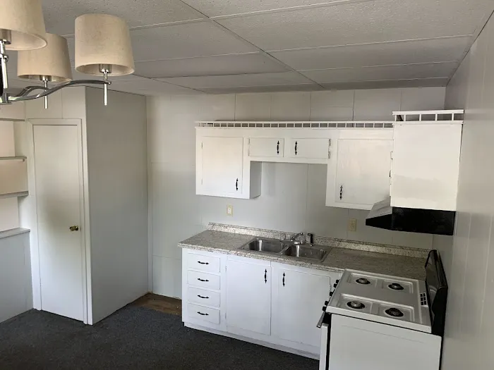 Paradise Lane Mobile Home Park Picture 9