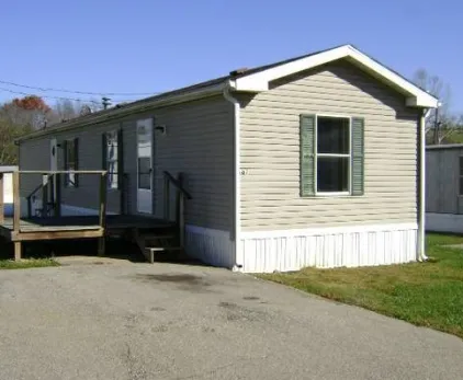 Keokuk Mobile Home Park Picture 4