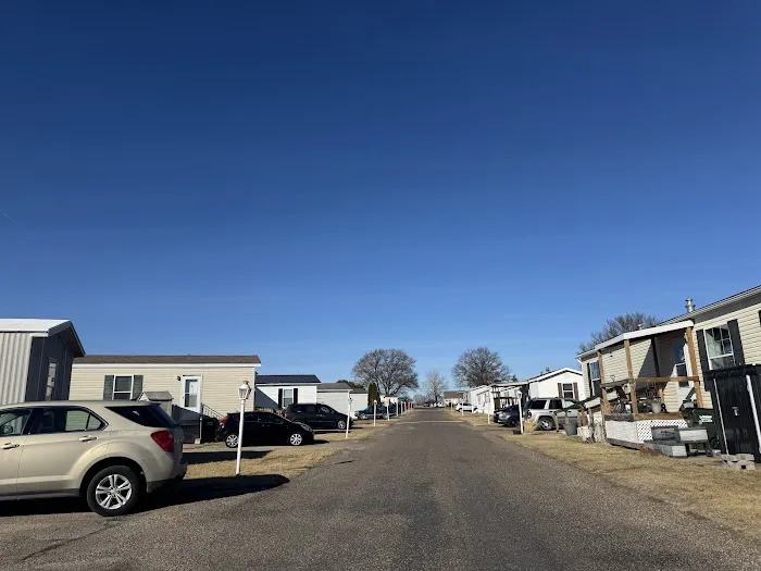 Western Pines Mobile Home Community Picture 2