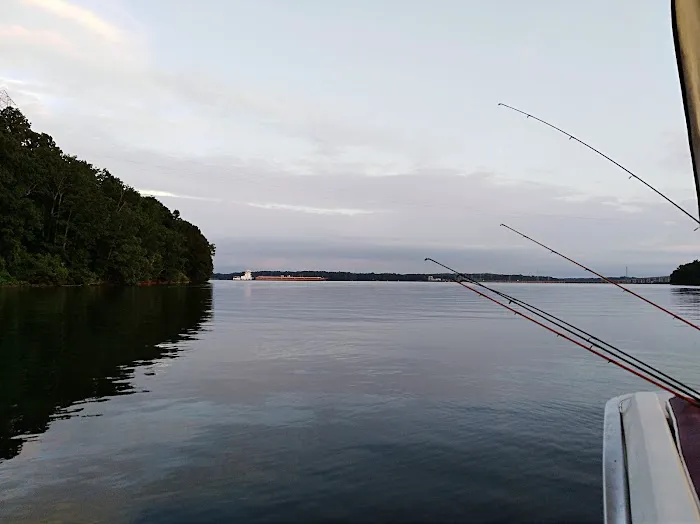 Fisherman's Resort RV Park Picture 7