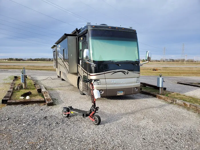 Kimbrough's RV Park Picture 2
