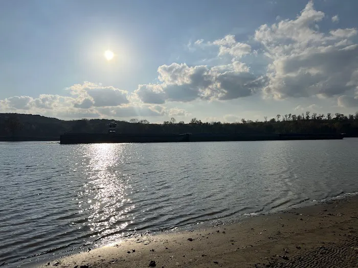 Riverside Rendezvous LLC Picture 4