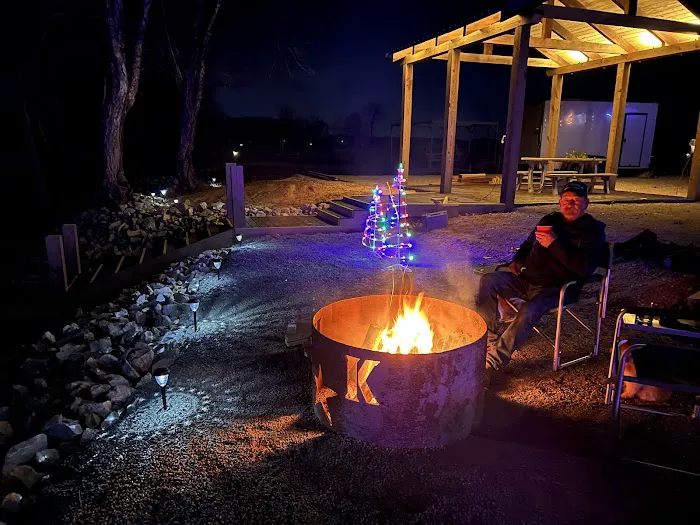 Riverside Rendezvous LLC Picture 5