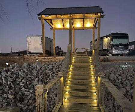 Riverside Rendezvous LLC