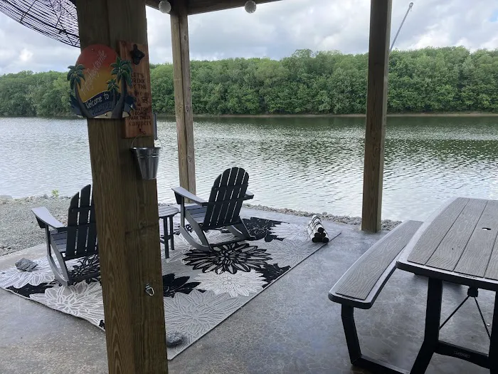 Rey's RV Lots Picture 2