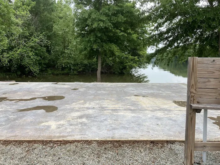 Rey's RV Lots Picture 4