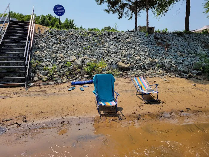 Double Islands RV Retreat Picture 10