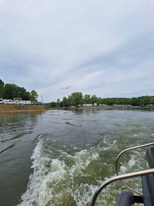 Cedar Ridge RV Park Picture 3