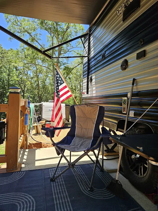 Cedar Ridge RV Park Picture 4